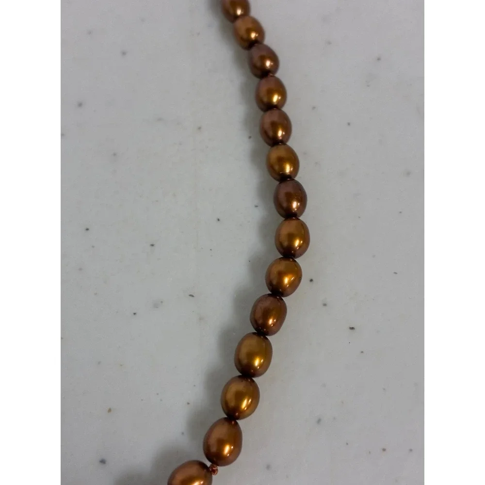 Iris & Lily Brown Freshwater Pearl Necklace with White Baroque Pearl Pendant NEW - Picture 3 of 6